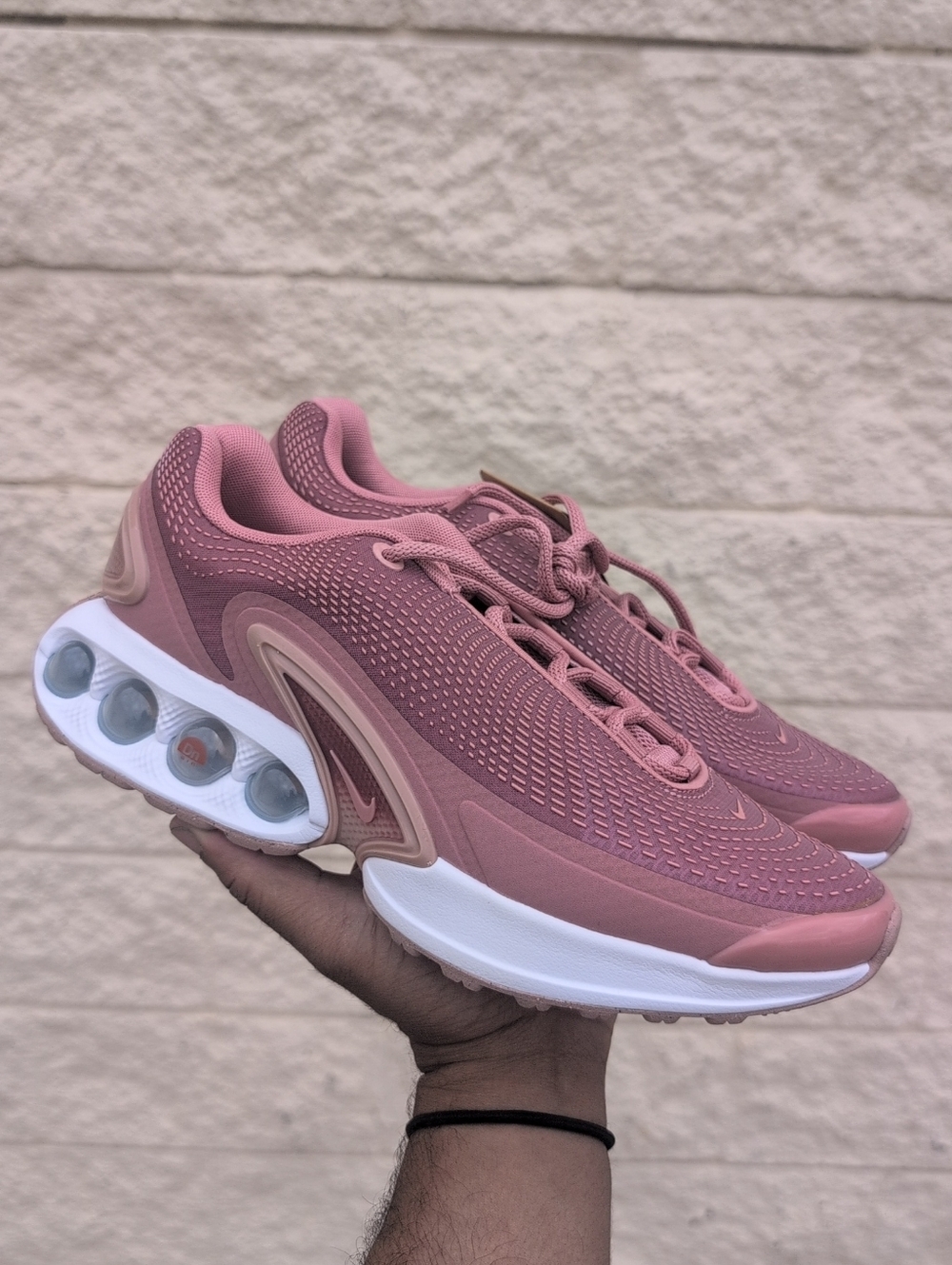 Nike Air Max Dn Red Stardust FJ3145-600 Women's Size 9.5 NWOB